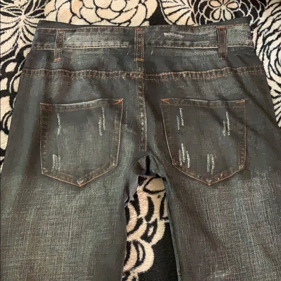 A cute legging looking like a 👖 - Picture 4 of 4